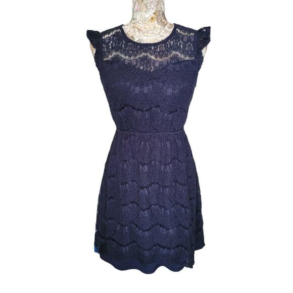 Monteau Blue Lacey Short Feminine Dress - Picture 2 of 8